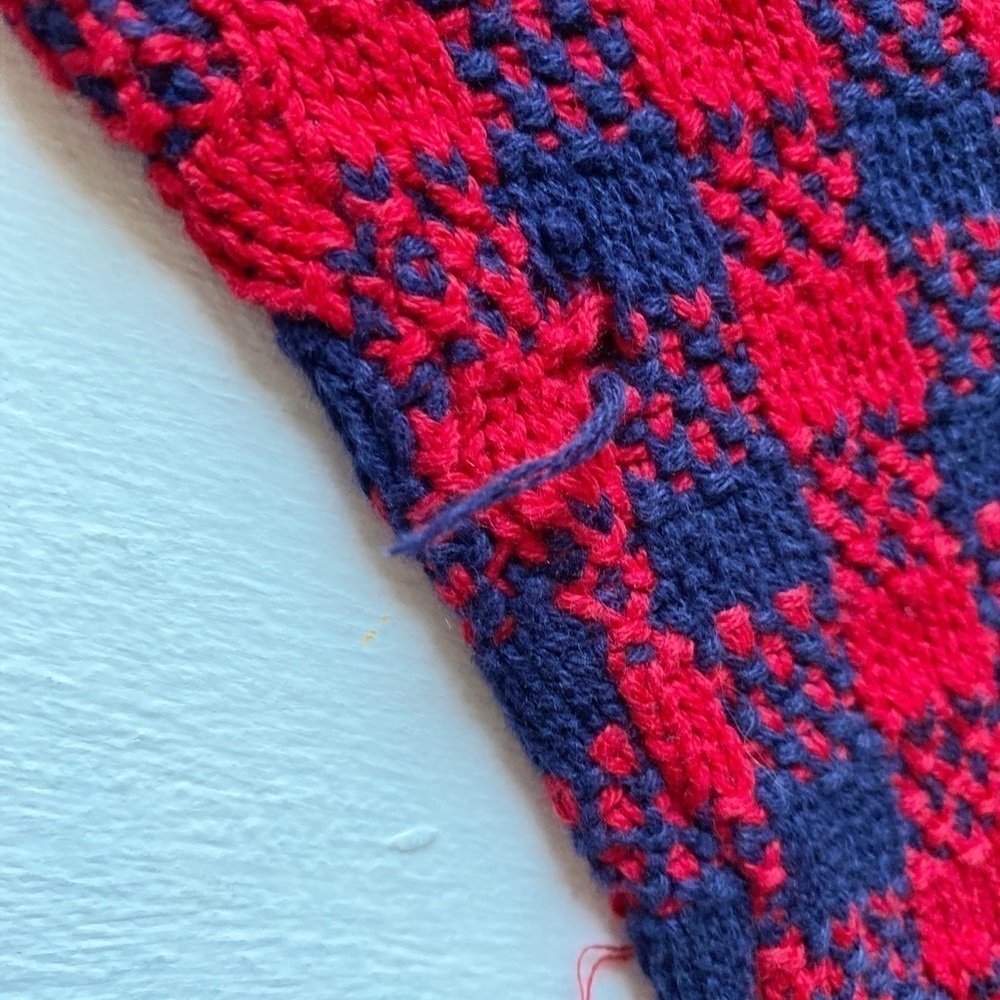 Catcher Vintage Red & Blue Checkered Cotton Crew Neck Sweater - Picture 5 of 8